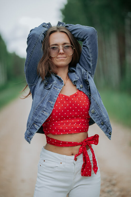 Poppy Red lina tops ar sasienamu aizmuguri
